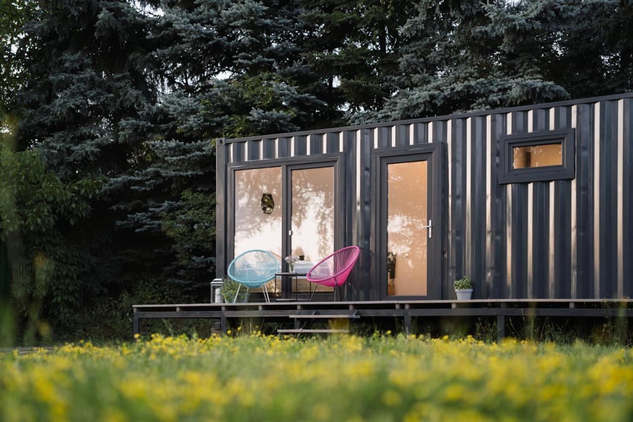 Apartment Container *